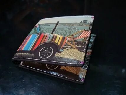 Paul a wallet on the bus yesterday