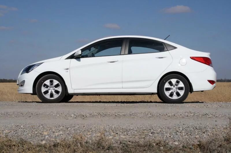 Hyundai elantra sel 2019. Хендай элантра сбоку 2015. Хендай солярис 2011. Hyundai solaris 2021. Hyundai solaris 2020.