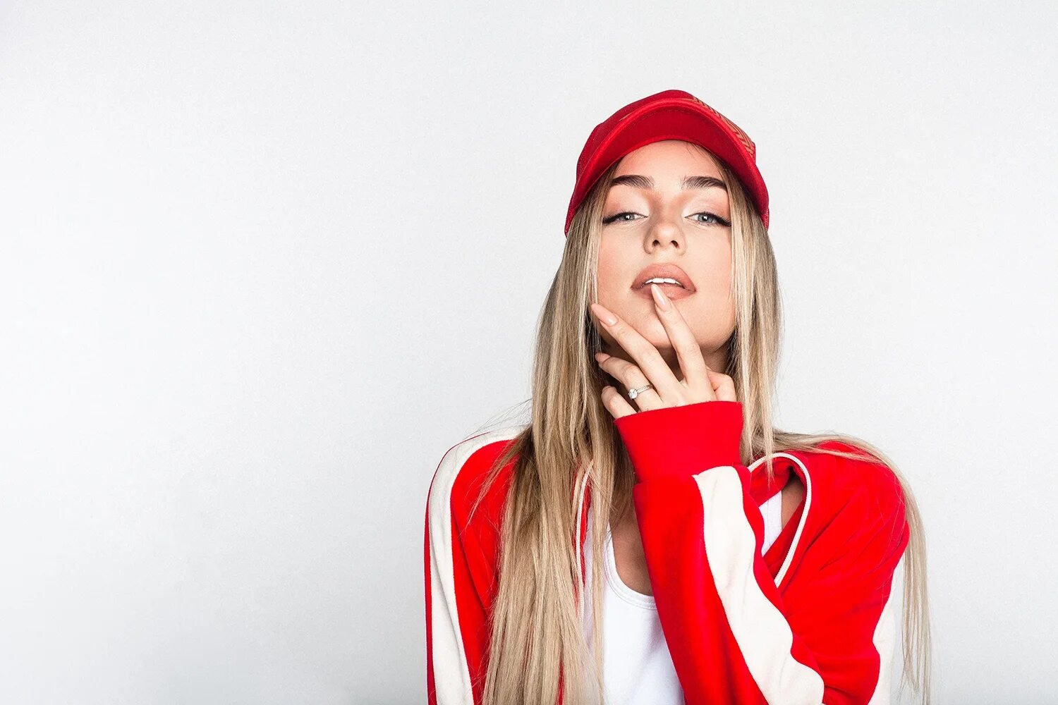 Почему краймбрери псевдоним. Краймбрери 2022. Почему краймбрери псевдоним. Марина краймбрери. Мари краймбрери фото.