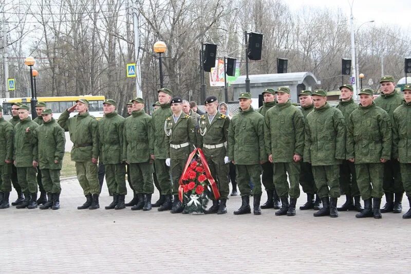 Комиссариат липецка. Липецкий военкомат. Военком Липецк. Липецкий призывной пункт. Военкомат на Московской Липецк.