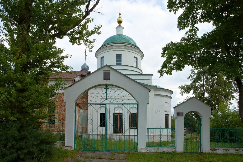 Церковь Новопетровское Истринский. Село Новопетровское Истринский район.