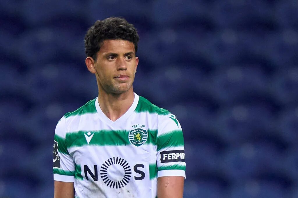 Матеус франса певец. Матеус валадарес. matheus nunes manchester city. матеус нуньес футболист. матеус нуньес вулверхэмптон.