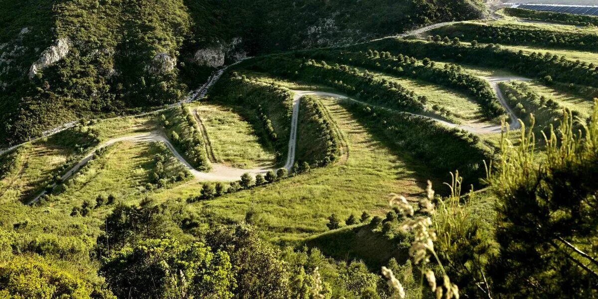 Долина Джоанн, Барселона, Испания. Пермакультура террасирование. Террасирование склонов холмов. Террасирование склонов Абхазия.