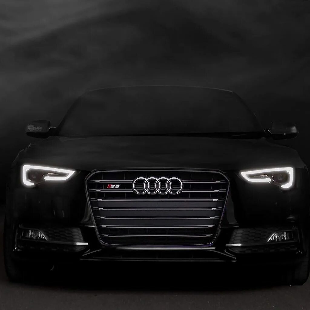 Ауди на аву. Машина Ауди а8 черная. Ауди рс8 черная. Audi a8 Black Edition. Ауди а5 Блэк эдишн.