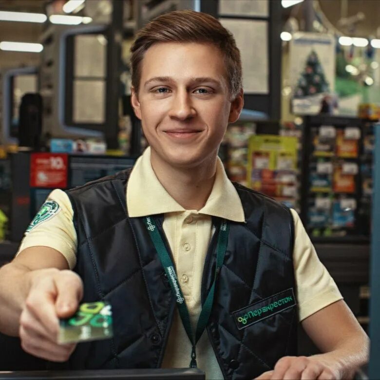 Работа в сочи вакансии. Продавец. Требуется работник. Требуется сотрудник. Работник торговли.