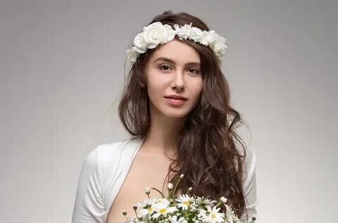 Алиса Аморе Голая