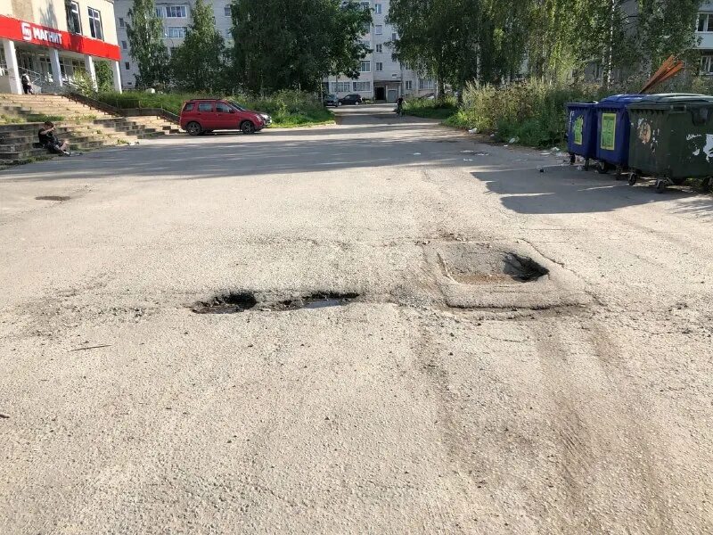 машина провалилась в архангельском районе