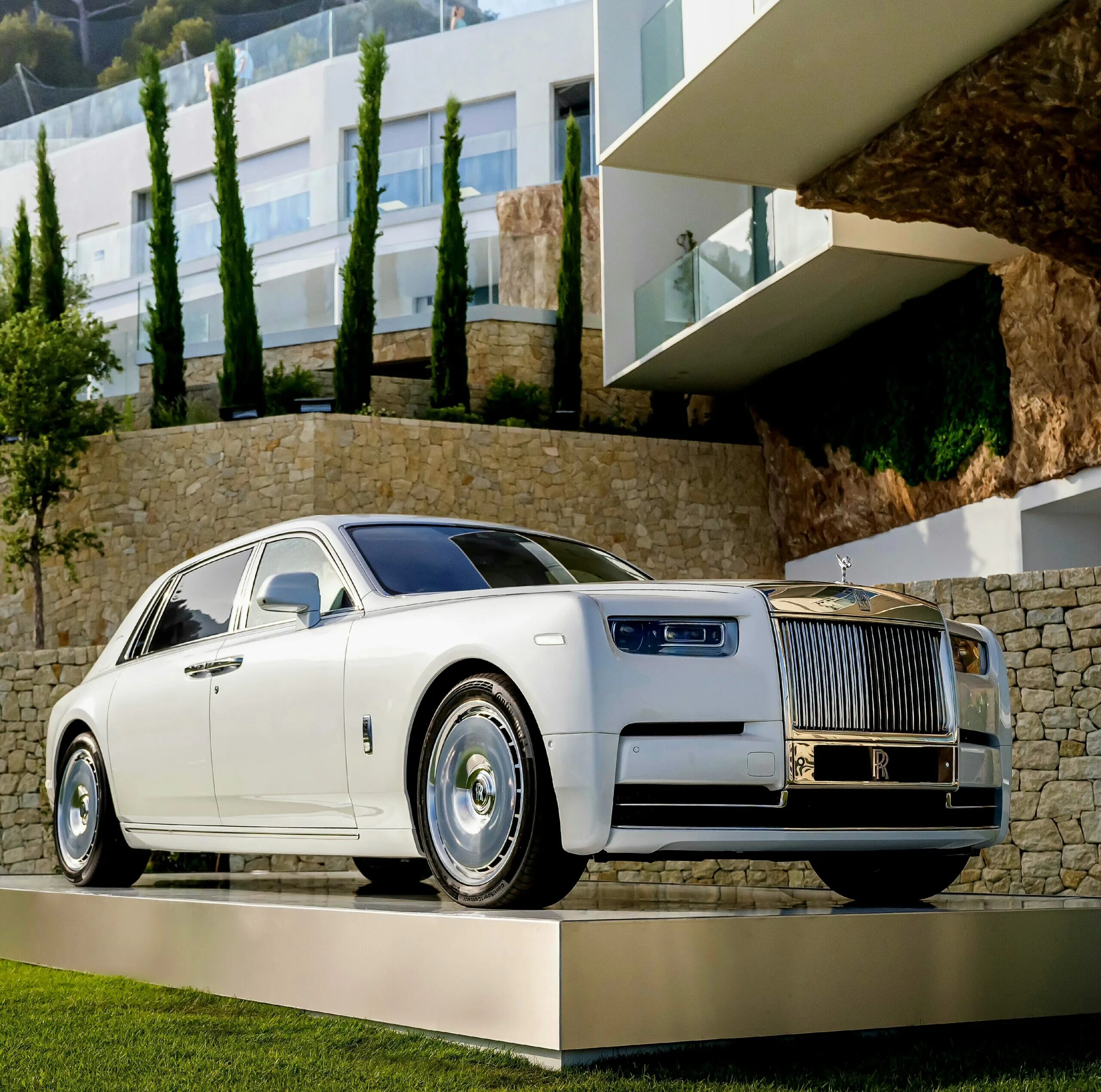 Rolling now. Rolls Royce Phantom 2022. Rolls Royce Phantom 2023. Rolls Royce Phantom Series 2 2023. Rolls Royce Phantom 8.