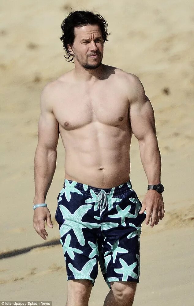 Mark формы. Mark формы. Mark формы. Марка уолберга в молодости. Mark формы.