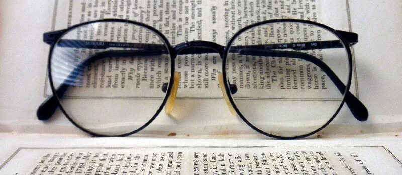 День изобретения солнечных очков. Старинные очки. Презентация на тему очки. Очки 1. Необычные очки.