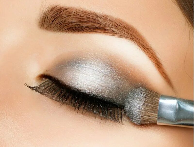 Мейкап тени pro 18 colors eyeshadow. Eye shadow make up. Eye shadow make up. Разноцветный макияж глаз. Eye shadow make up.