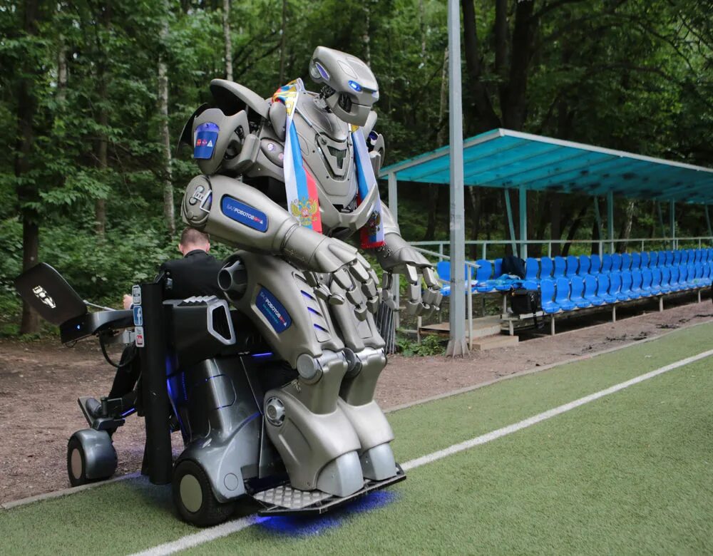 Самого дорогого робота. Робот. Робот Титан. Робот Титан самый дорогостоящий. Титановой робот.