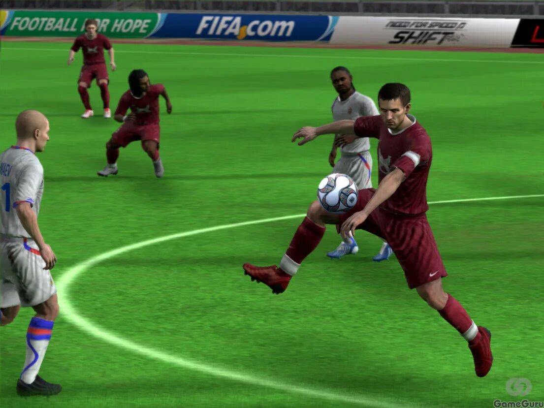 Играть в футбол фифа. FIFA Soccer. Футбол ФИФА. ФИФА 10. ФИФА фото.