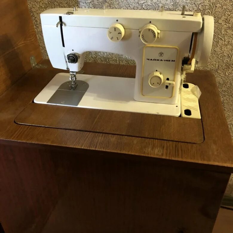 швейная машина чайка 132 м инструкция по применению. схема швейной машинки чайка 132м. схема швейной машинки чайка 143. швейная машинка чайка-132м руководство. швейная машинка чайка 143 руководство.