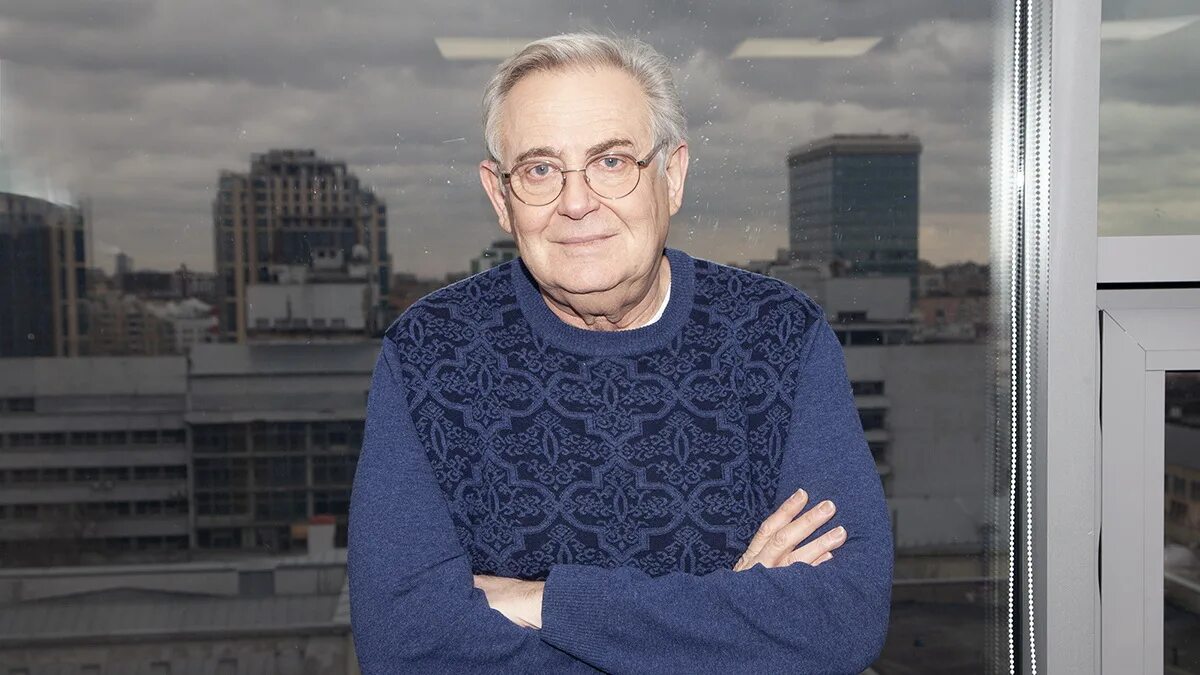 Юрий николаевич стоянов. Стоянов рост. Юрий стоянов. Стоянов сколько лет в 2023 году. Юрий стоянов вампиры средней полосы.