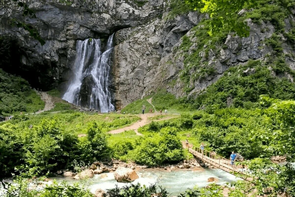 Черкесская гагры. Каньон Аапста Абхазия. Водопад Гега в Абхазии. Гегский каньон Абхазия. Абхазия водопады Гегский водопад.