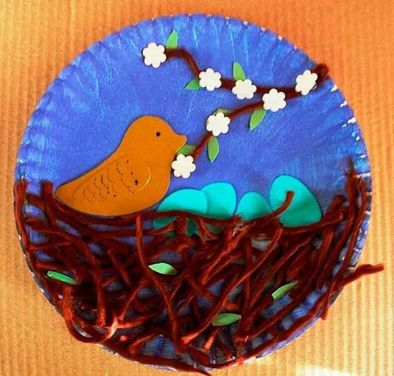 Поделки на апрель. Весенние поделки. поделка птичка в гнездышке. поделка птичье гнездо. весенняя поделка в детский сад.