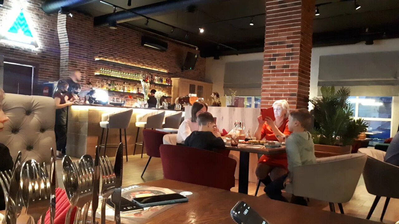 кафе саранг. кафе саранг энгельс. саранг ресторан энгельс. саранг энгельс телефон. кафе чанти энгельс степная 35.