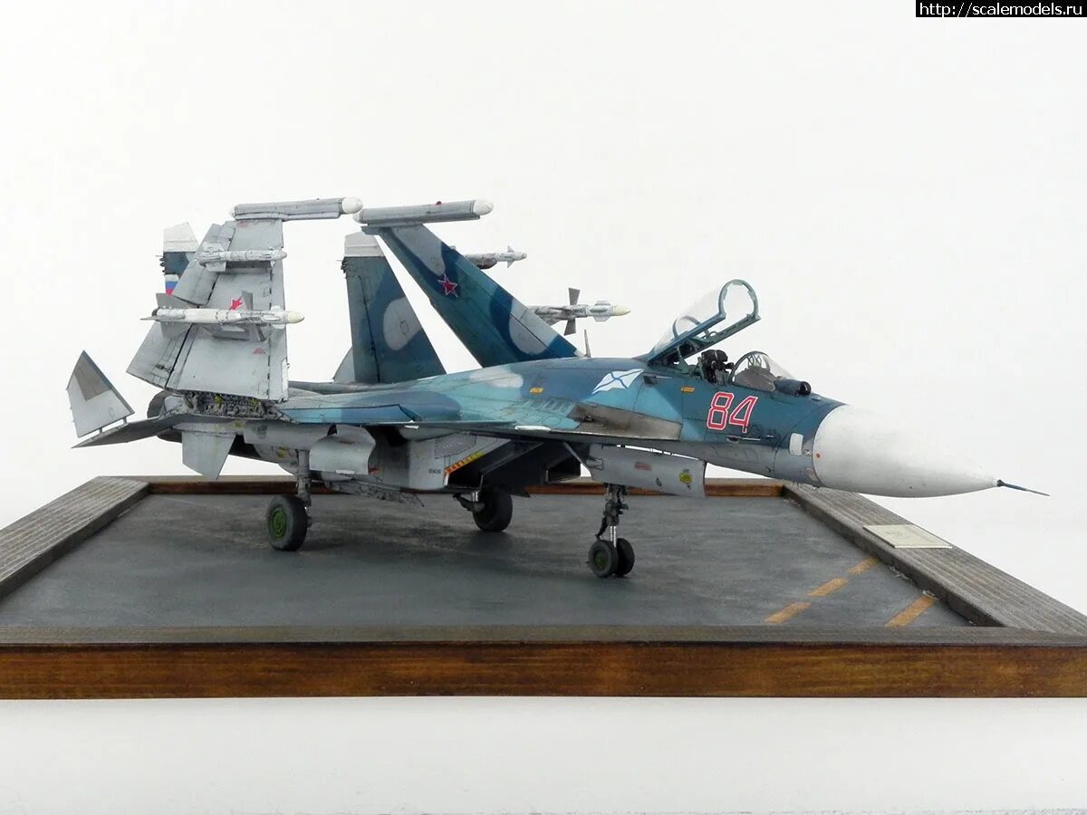 Русское 1 48. Су-33 1/48. Су-33 1/48 Kinetic. Су-33 палубный истребитель модель. Су 33 модель 1/48.