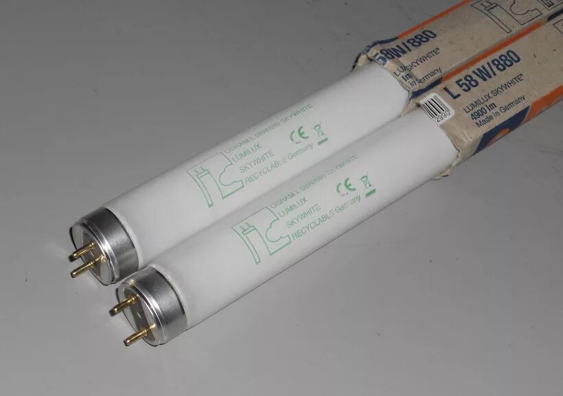 Лампа люминесцентная l58  w/765 g13. Лампа люминесцентная кольцевая t5 g10q. Лампы люминесцентные кольцевые osram. Лампы люминесцентные кольцевые osram. Лампа super daylight fcl-22w rohs.