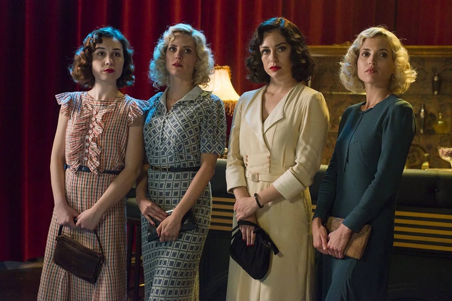 Телефонистки/las chicas del cable. Бланка суарес телефонистки. Las chicas cable. Las chicas cable. Телефонистки/las chicas del cable.
