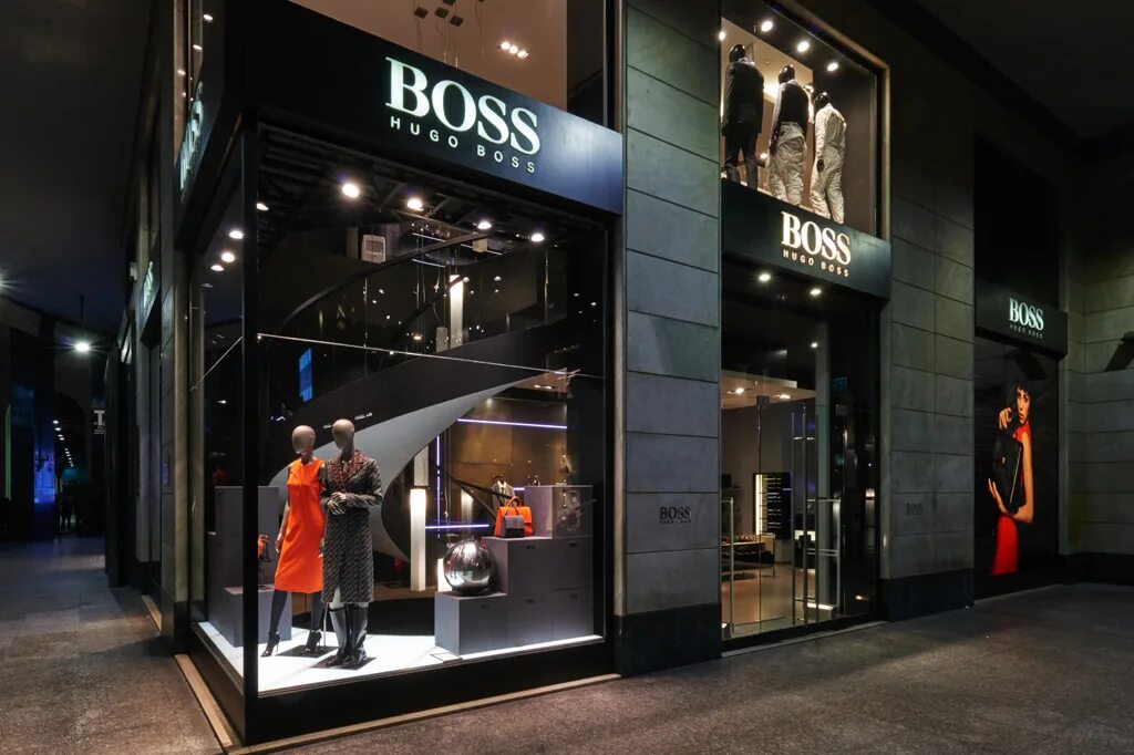 Hugo boss 1979. хуго босс женская одежда. хьюго босс магазины. хуго босс где дом моды. магазин boss hugo boss.