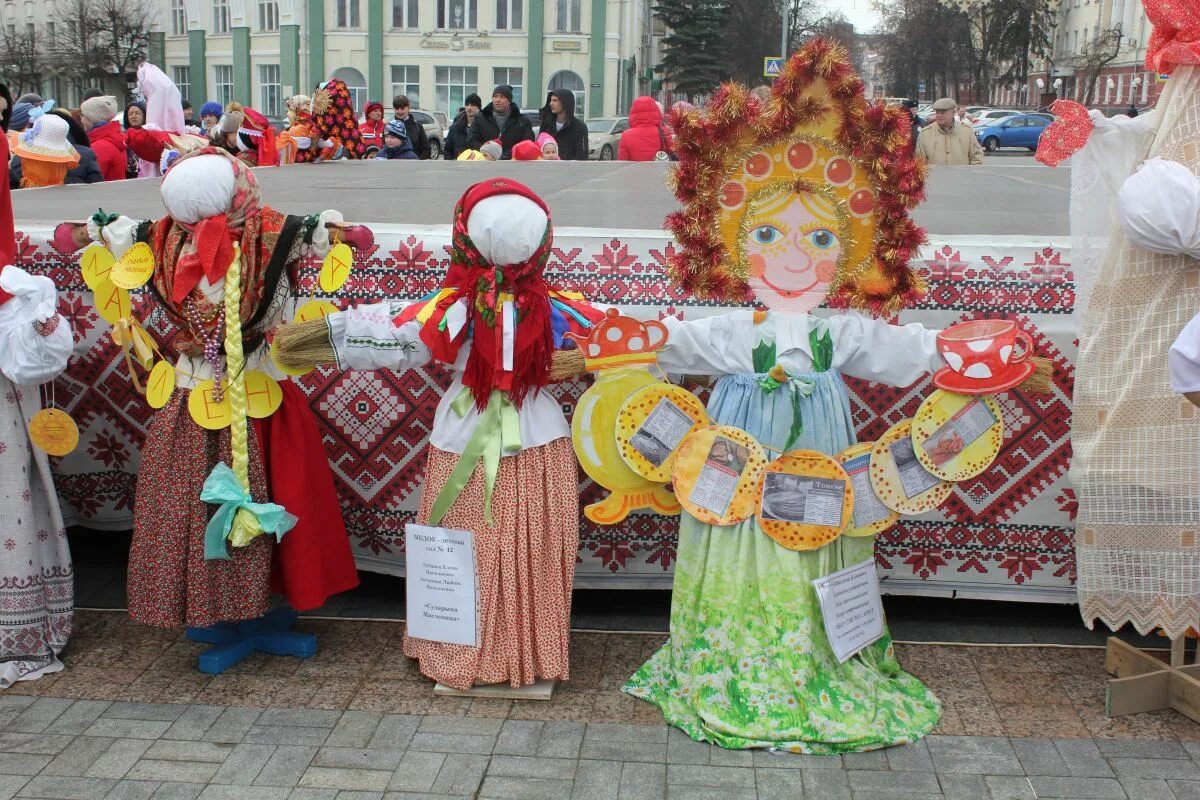 Оформление масленица в детском саду своими руками. Украшения на Масленицу. Декор на Масленицу. Декорации на Масленицу. Украсить на Масленицу.