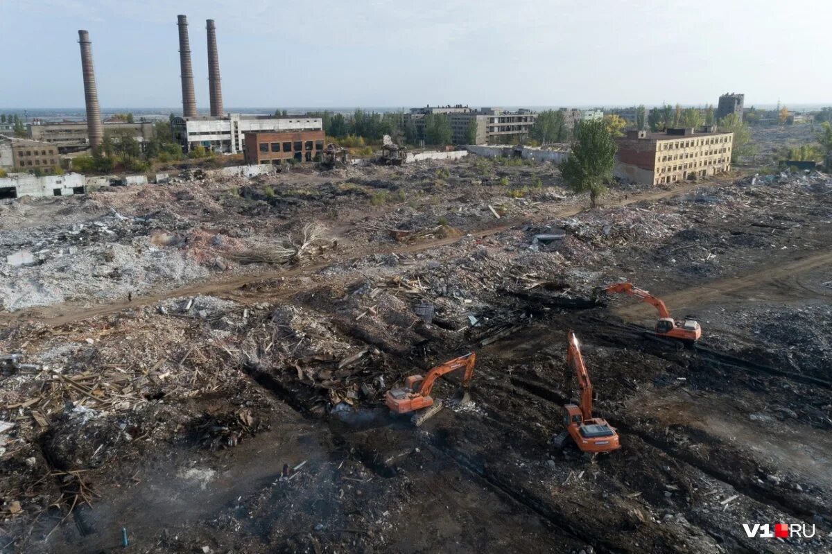 тракторный завод рубцовск алтайский край. тракторный завод сегодня. разрушенный волгоградский тракторный завод. трактора волгоградского тракторного завода. тракторный завод сегодня.