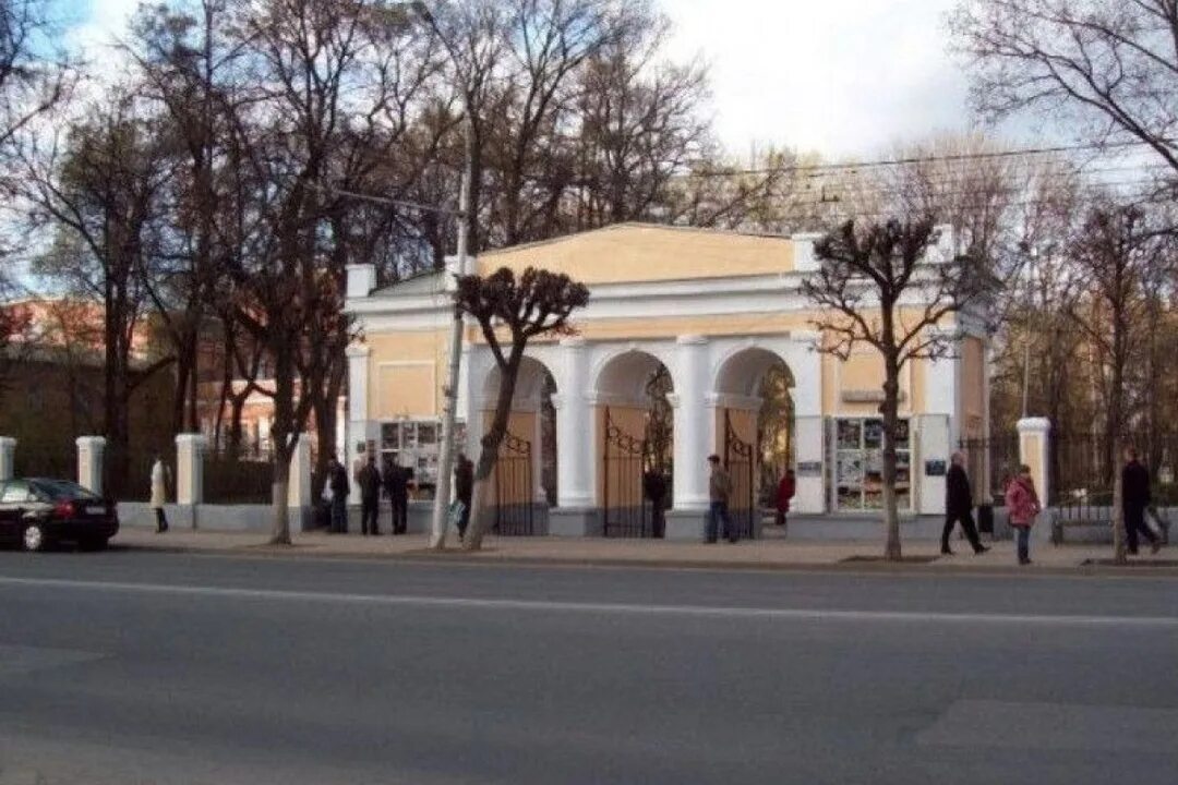 Нижний парк рязань фото. Нижний городской парк рязань. Парки рязани. Верхний городской парк рязань. Верхний городской сад рязань.