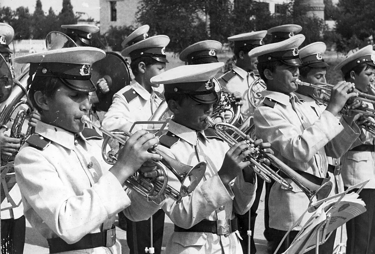 Духовой оркестр Московского гарнизона 1945. Парад Победы 1945 оркестр. Военный оркестр МВО СССР. Советский духовой оркестр.