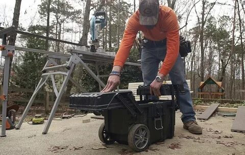 Cantilever job box