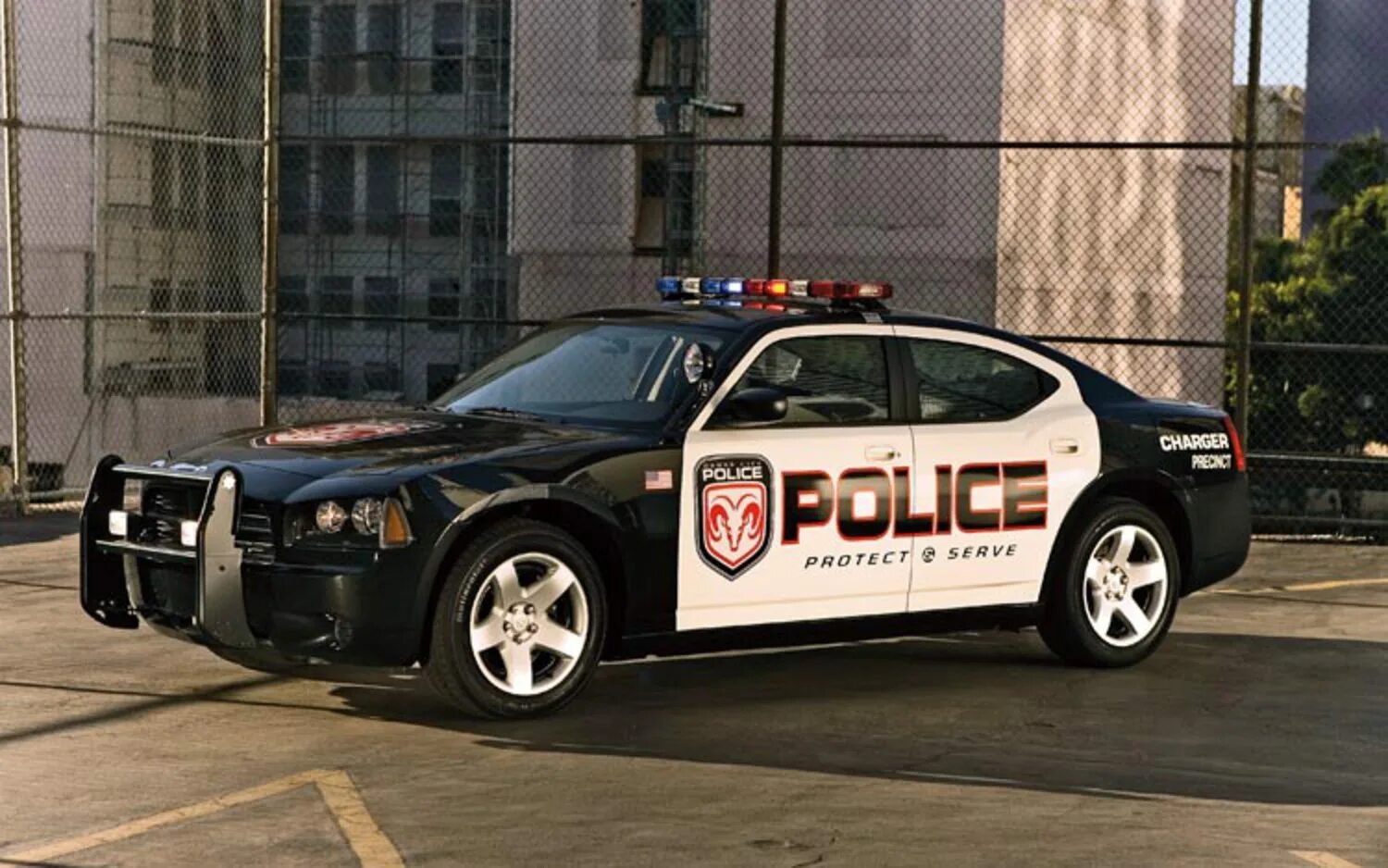Включи пинг полицейская машина. Додж Чарджер 2011 полиция. Dodge Charger Police car Форсаж. Dodge Charger 2007 Police. Додж Чарджер полиция.