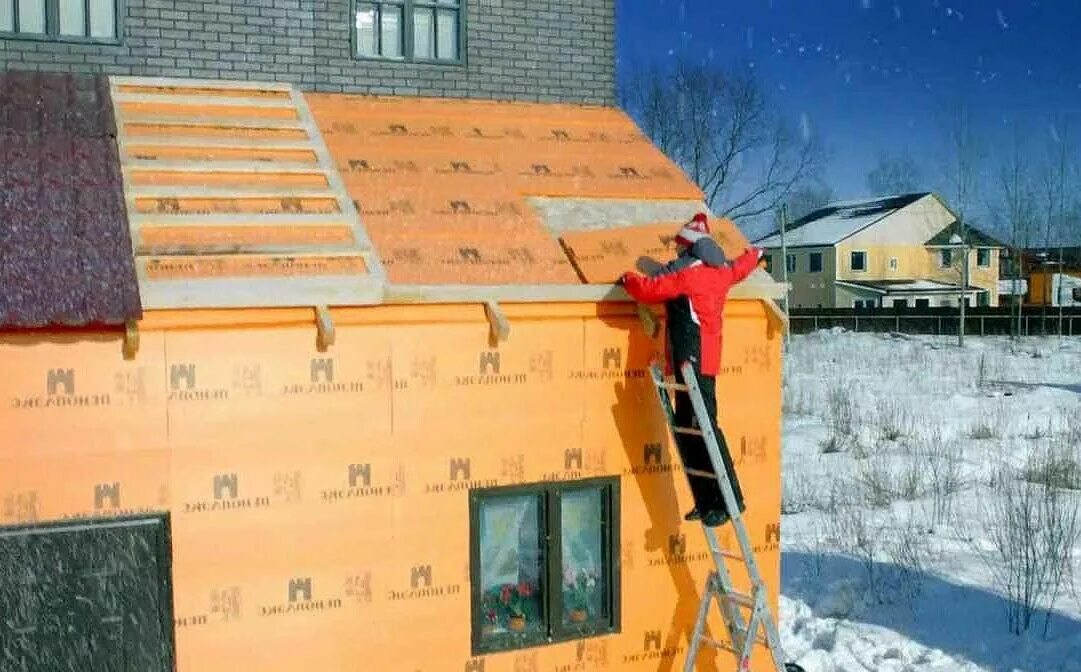 Теплоизоляция двигателя автомобиля. Войлок утеплитель двигателя рено логан. Утеплитель на машину зимний. Утеплитель для двигателя ваз 2109. Зима ульи.