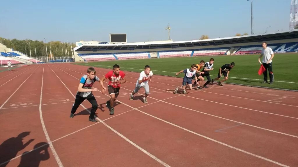 Спорт йошкар-ола. Спорт в йошкар оле. Спорт в республике марий эл. Сшор легкая атлетика саранск. Футбольная команда г йошкар-олы.