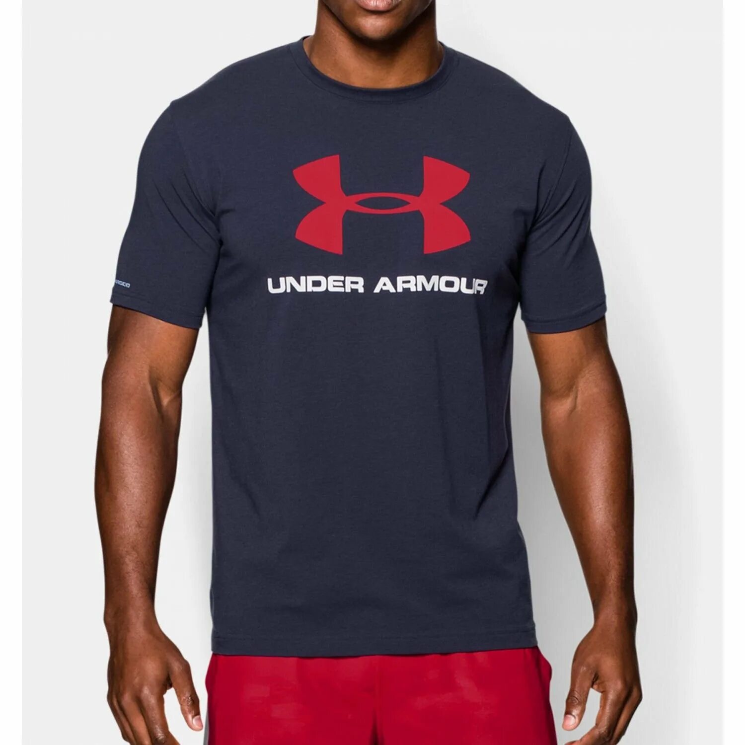 Бренды спортивной одежды. Ундер бренд одежды андер армор. Фирмы спортивной одежды. Фирмы спортивные бренды. Худи usa under armour.