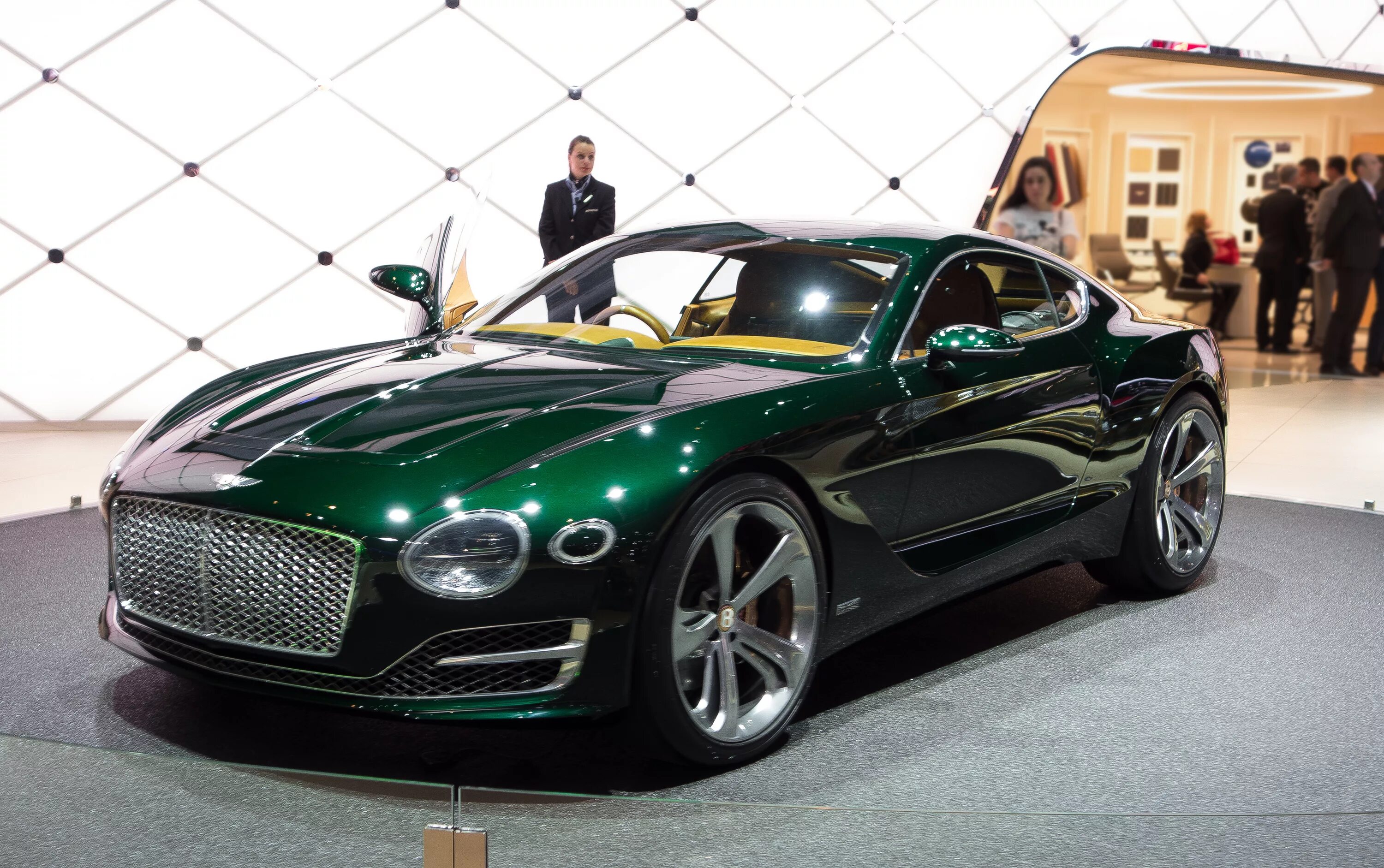 2015 Bentley Exp 10 Speed 6. Бентли Exp 10 Speed 6. Bentley Speed 6. Bentley Exp 10.