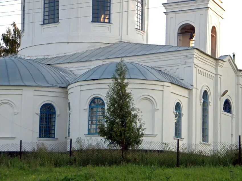 Храм Ольшанка Воронежская область. Церковь Рождества Пресвятой Богородицы Эртильского района. С.Шестаково Воронежской области храм Рождества Богородицы. Новая Ольшанка Нижнедевицкого района.