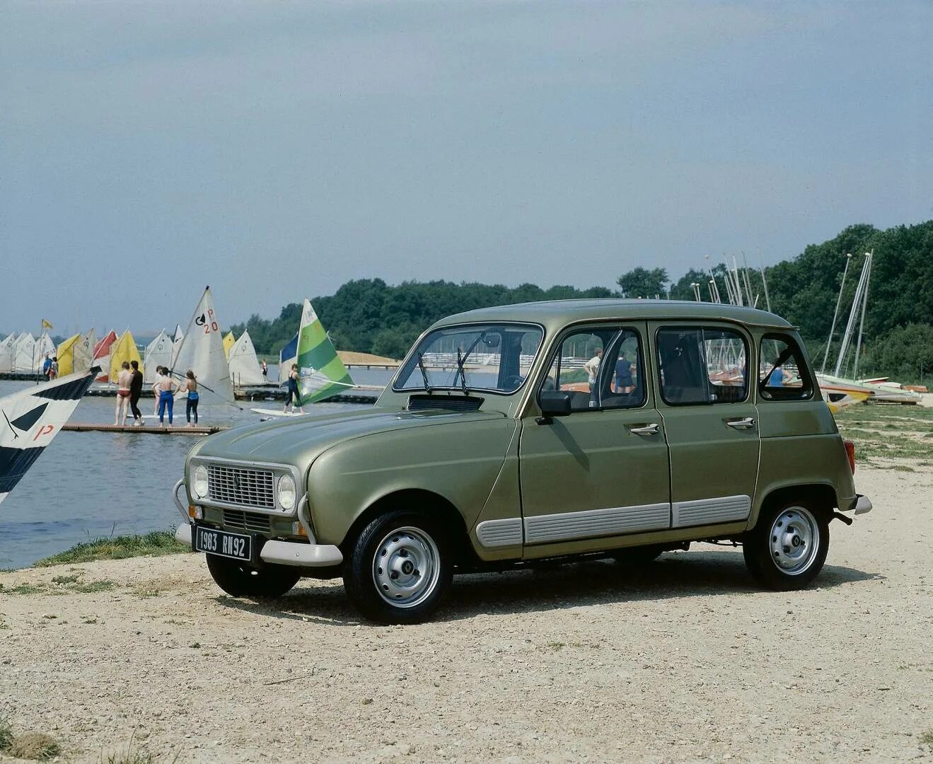 Renault 4. Renault 4 GTL. Рено 4 1983. Renault 4 2021. Рено 4 купить бу