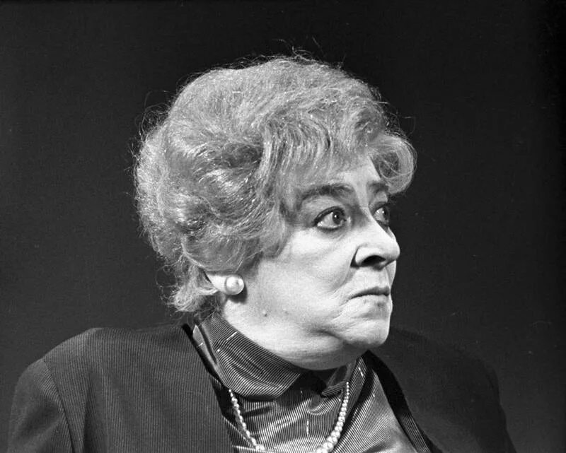 как звали раневскую