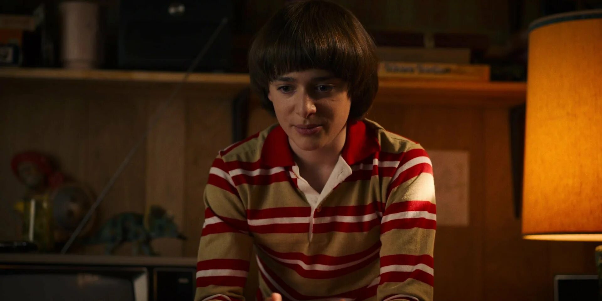 Очень странные дела уилл байерс. Ноа шнапп уилл байерс. Уилл байерс. Майк очень странные дела 3 сезон. Майк очень странные дела 1 сезон.