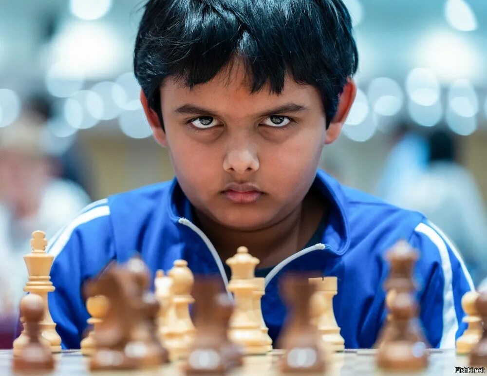 Самая юная страна. Абхиманью Мишра. Абхиманьо Мишра шахматист. Абхиманью Мишра шахматы. Абхиманью Мишра самый молодой гроссмейстер.