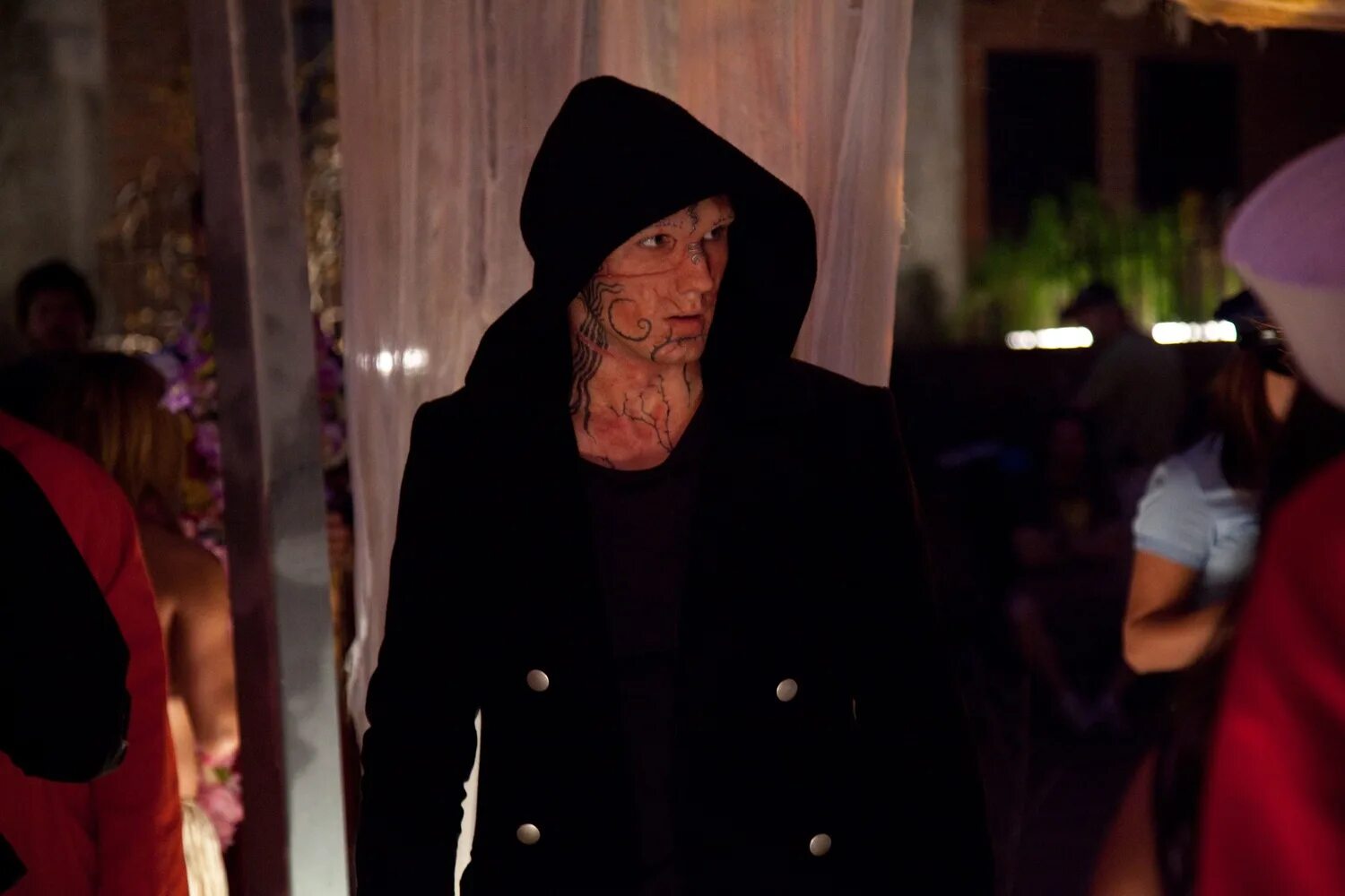 мелодрама страшно красив