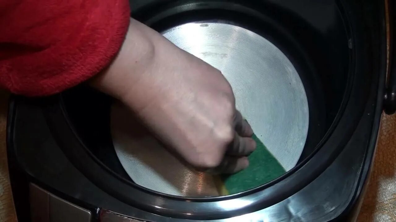 Как отмыть мультиварку от жира