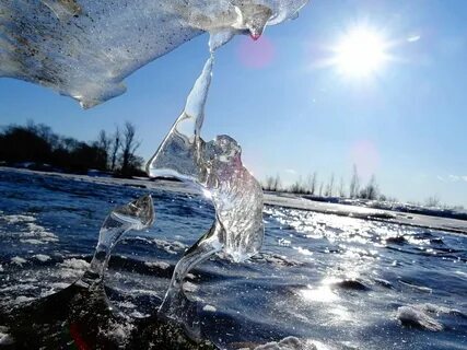 Воздух легок и чист и замерзла