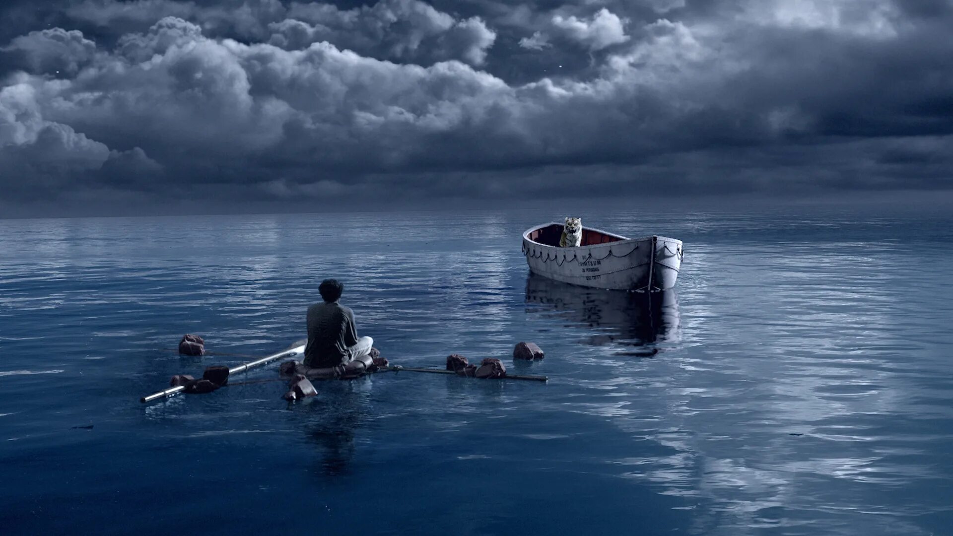 Видео жизни а 4. Человек в лодке. Лодка в море.