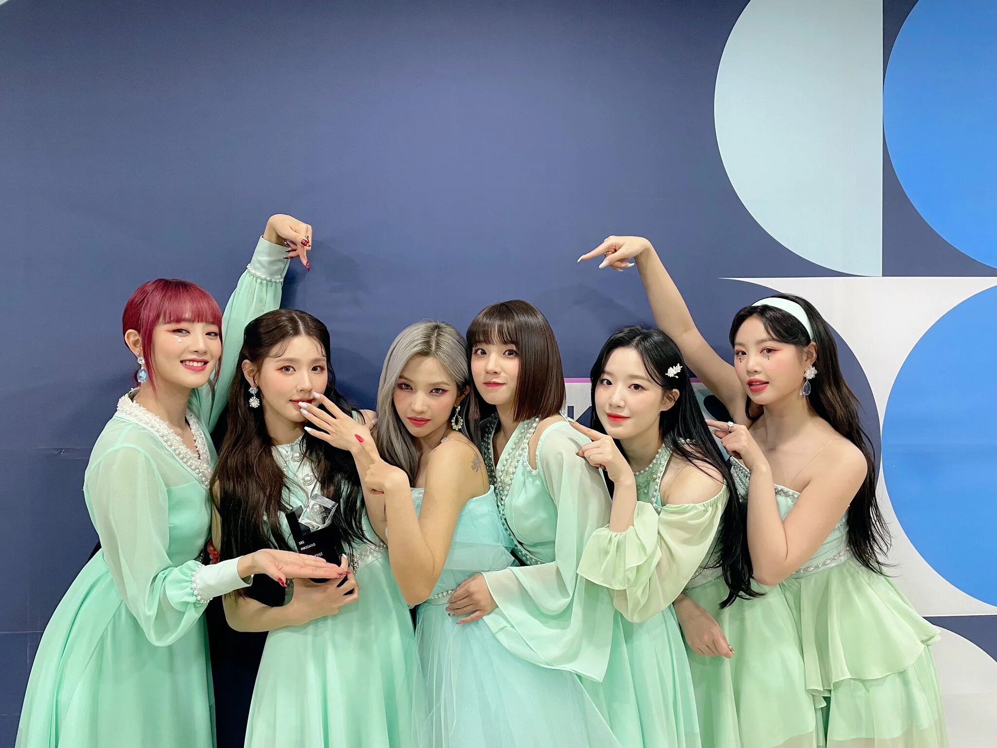 Gidle hwaa. Soyeon hwaa. Группа g Idle hwaa. Hwaa g i-DLE. Знаки зодиака джи айдл