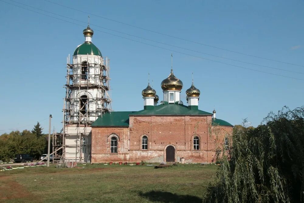 Храм село константиновка пензенский район. Церковь троицы живоначальной, село константиновка. Церковь троицы живоначальной, село константиновка. Троицкая церковь пензенская область село константиновка. Село константиновка пензенская область пензенский район.
