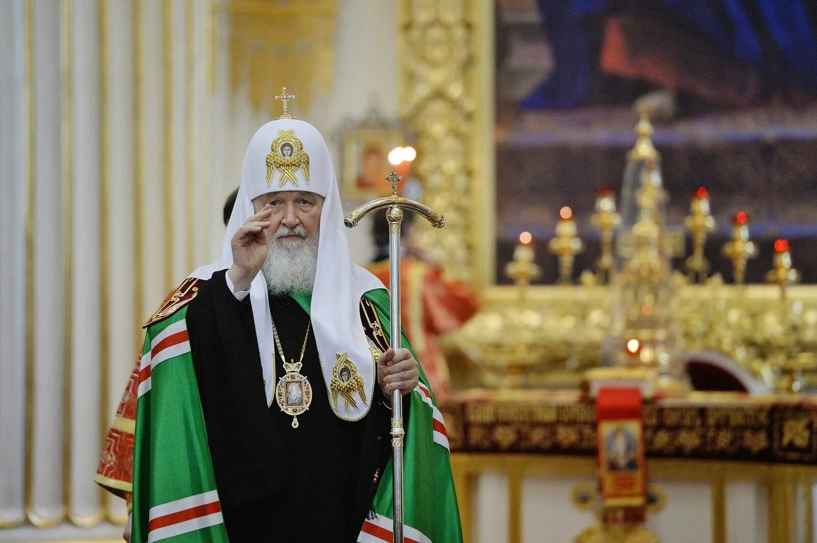 поддержим патриарха