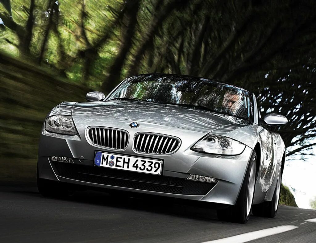 Https auto ru bmw. BMW z4. Постер БМВ. Машины марки БМВ премиум. БМВ красавчик.