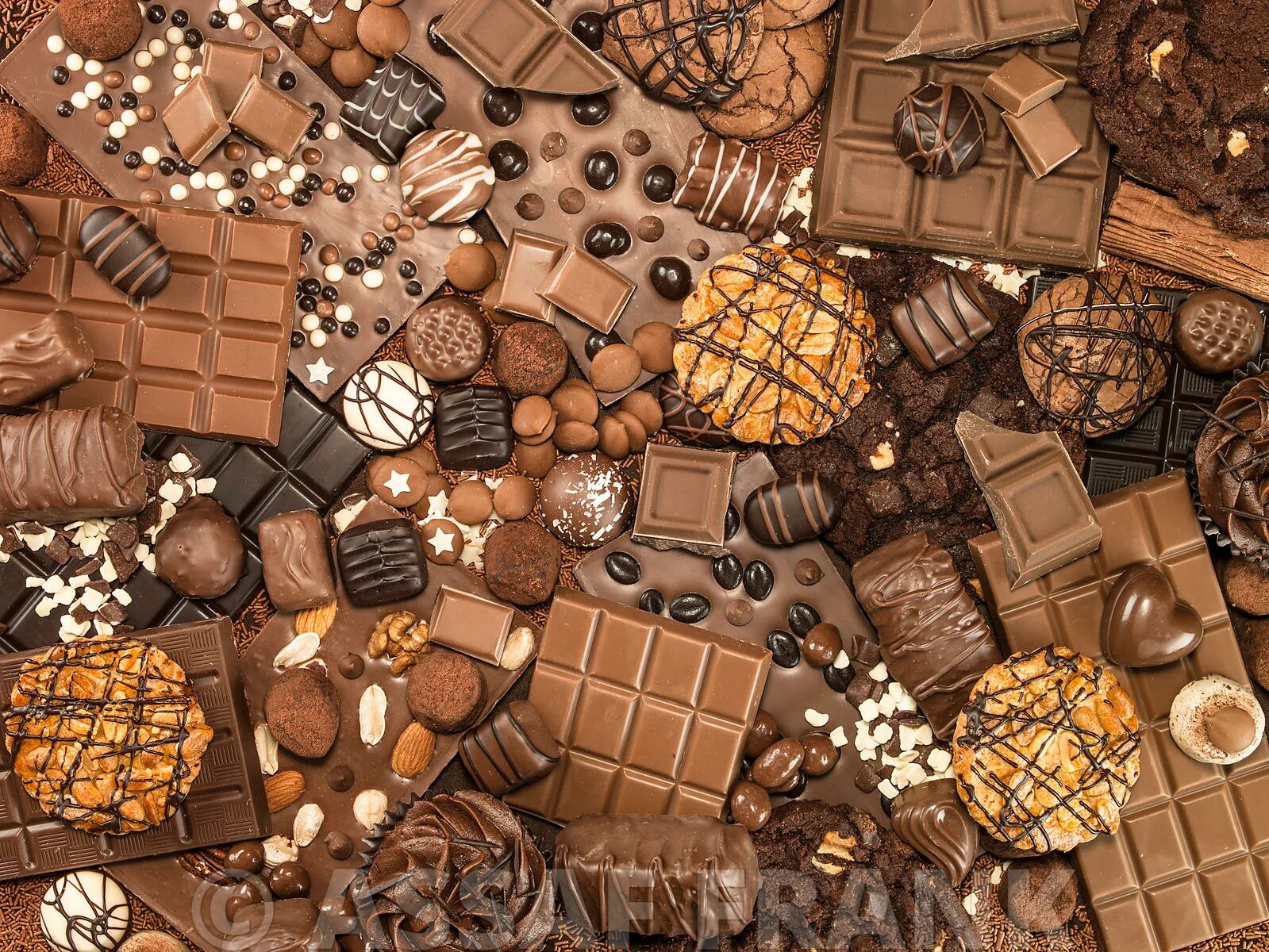 Шоколад варианты. Piatnik пазлы шоколад. Много шоколада. Конфеты шоколад. Куча шоколада.